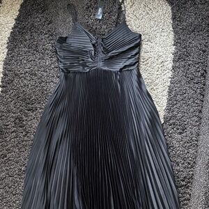 White House Black Market Satin Pleated Maxi Dress 10 Black Party Classic Holiday